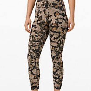 Lululemon Wunder Train High-Rise Tight 25”